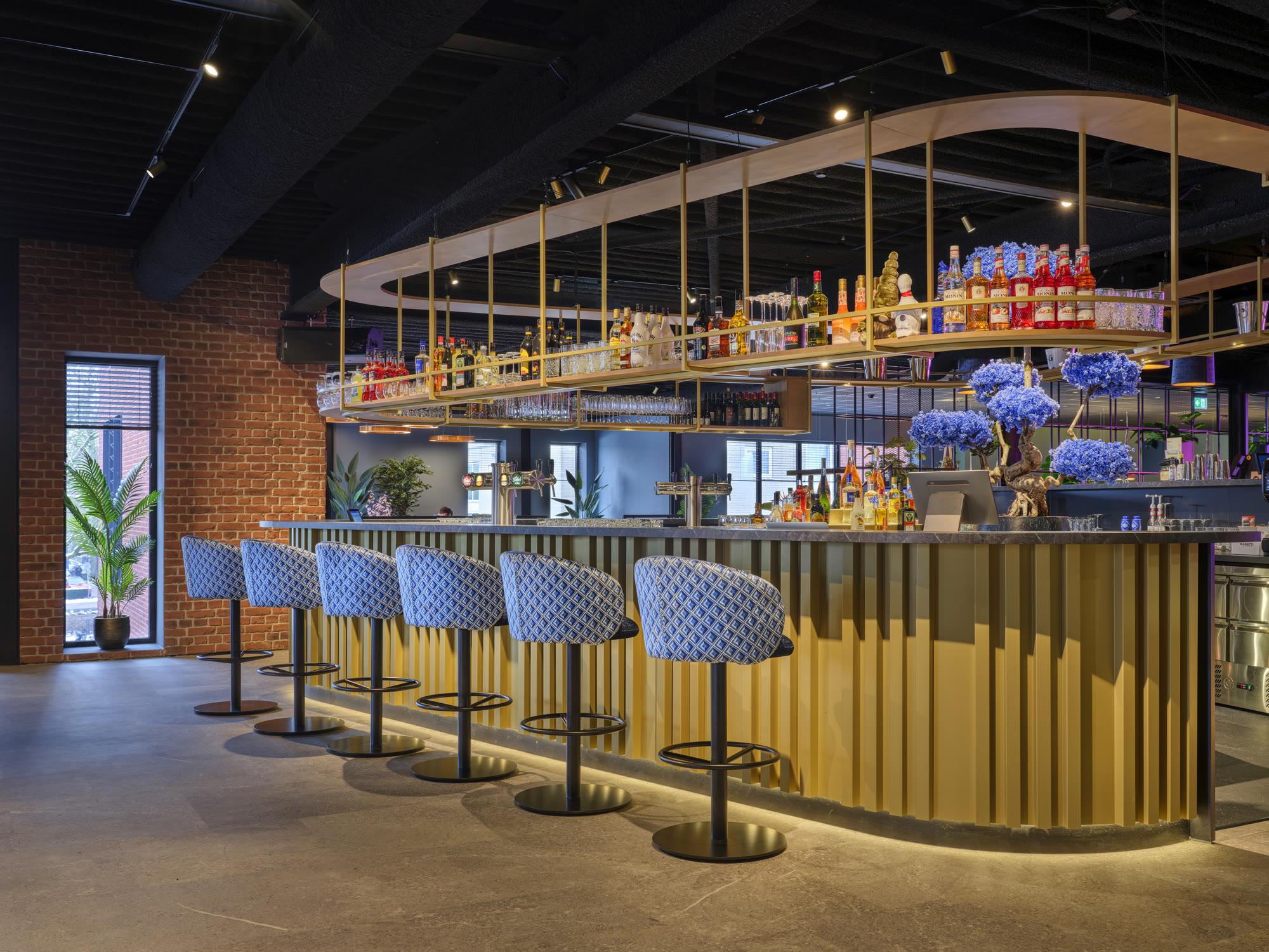 Satelliet hospitality furniture — detail