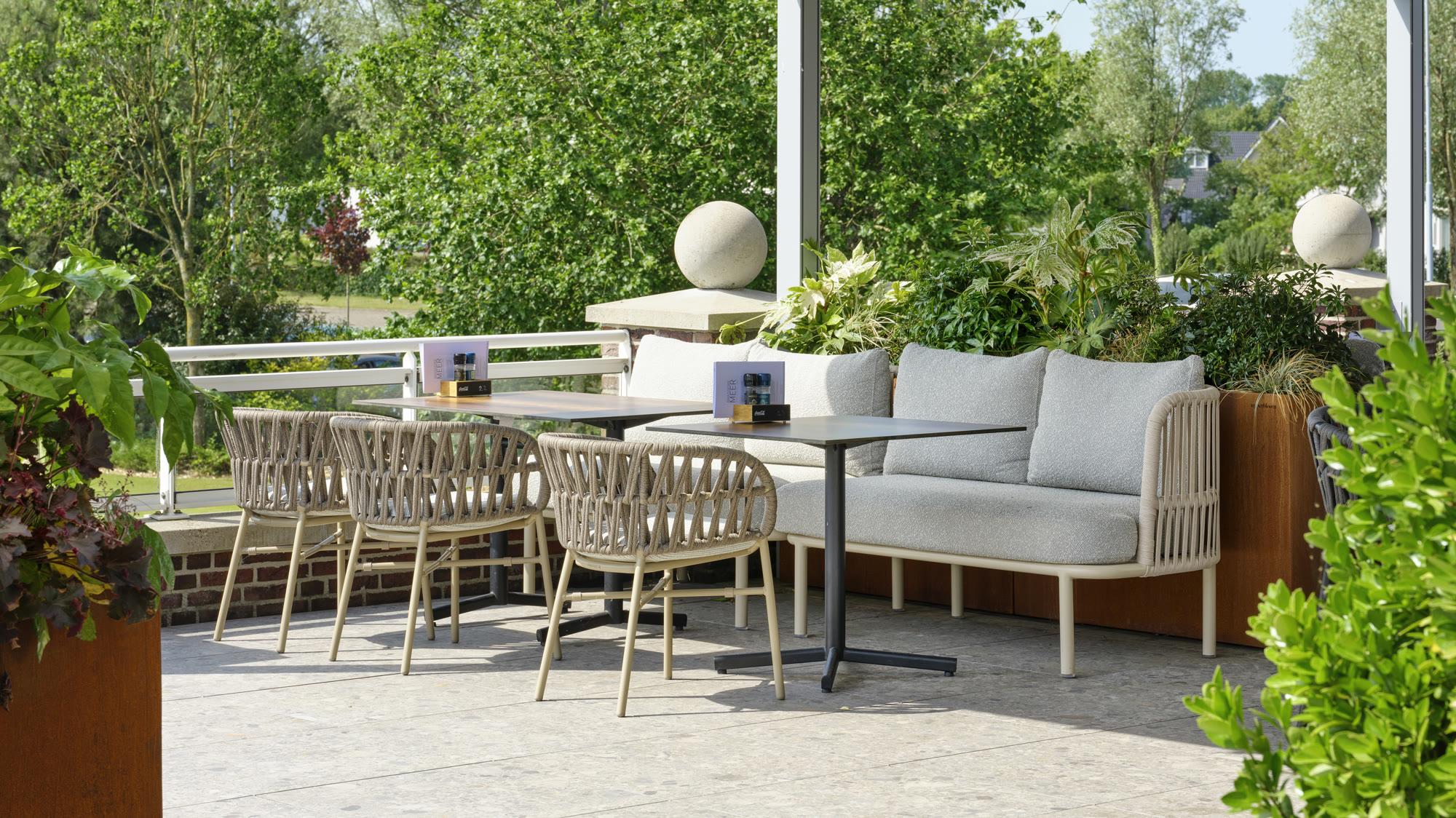 Satelliet hospitality furniture — detail
